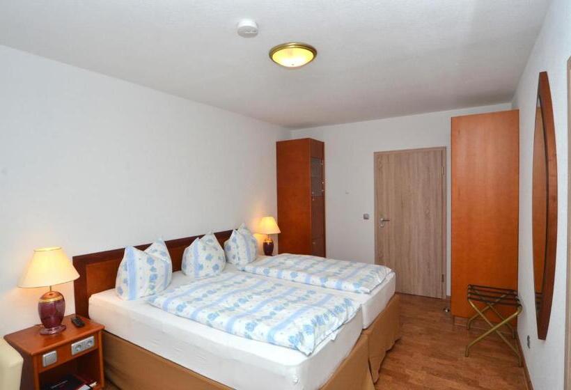 Номер Комфорт, Land Hotel Am Wald Garni