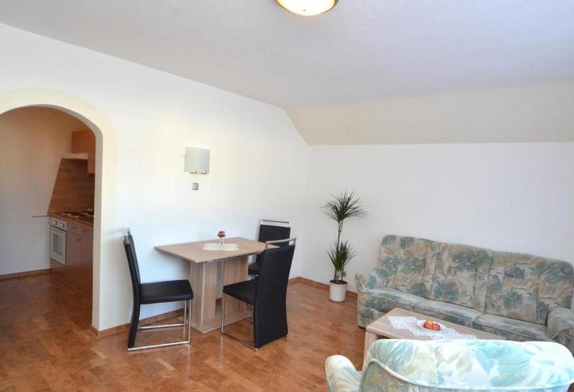 Апартаменты 1 Спальня, Land Hotel Am Wald Garni