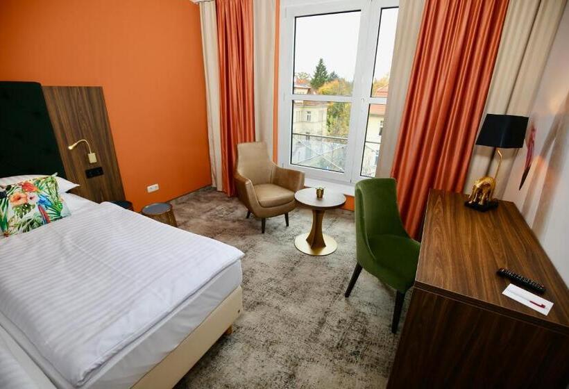 Номер Стандарт с Гостиной, Amedia Hotel & Suites Leipzig, Trademark Collection By Wyndham