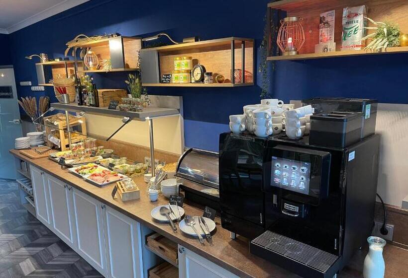 Номер Стандарт, Stadthotel Garni Smutje