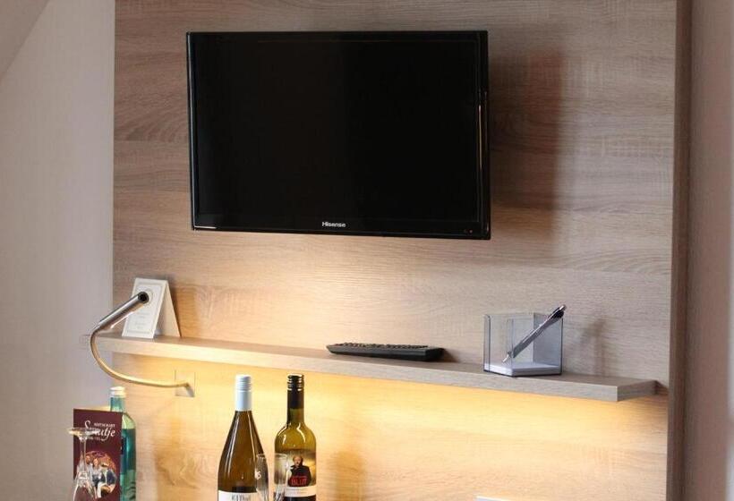 Номер Стандарт, Stadthotel Garni Smutje