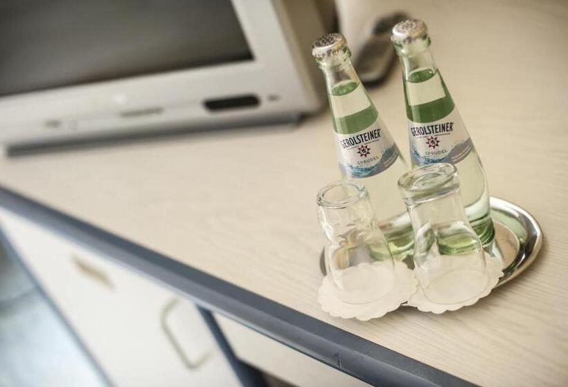 Номер Стандарт, Stargaze Forum Hotel Düsseldorf Hilden