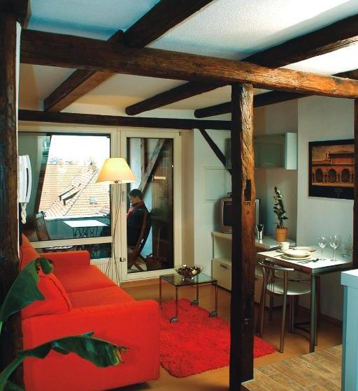 דירת חדר סופריור, Stella Apartments