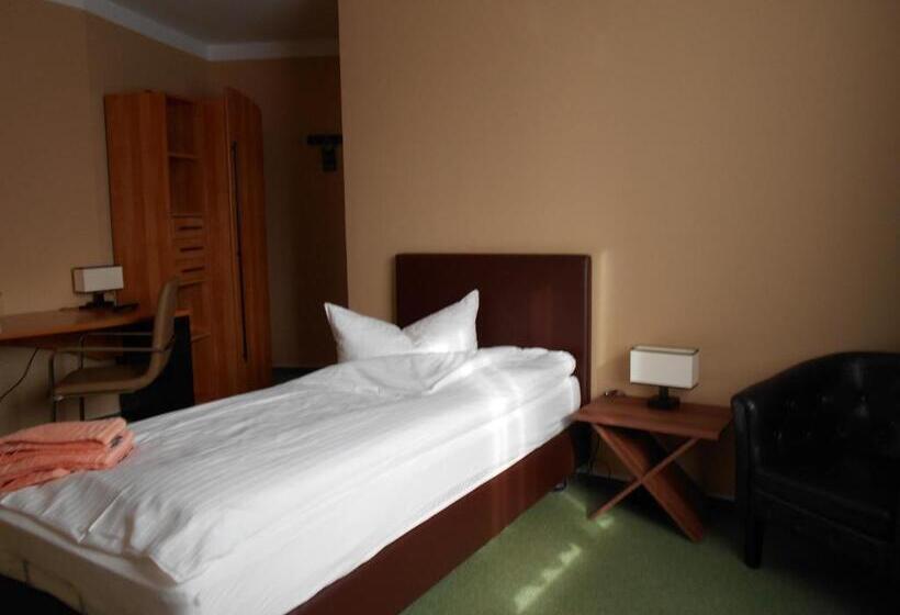 标准单人间, Síu Hotel Magdeburg