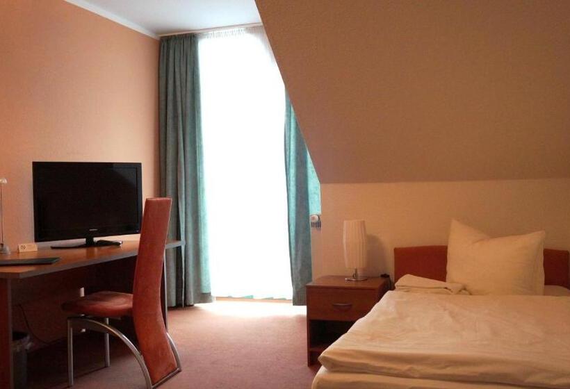 Номер Стандарт Индивидуальный, Síu Hotel Magdeburg