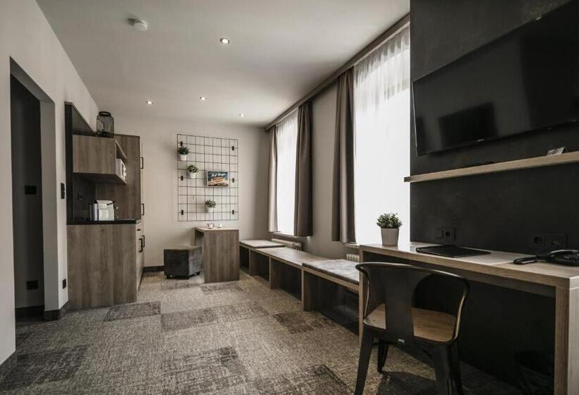 Номер Стандарт, Alexxanders Hotel & Boardinghouse, Restaurant