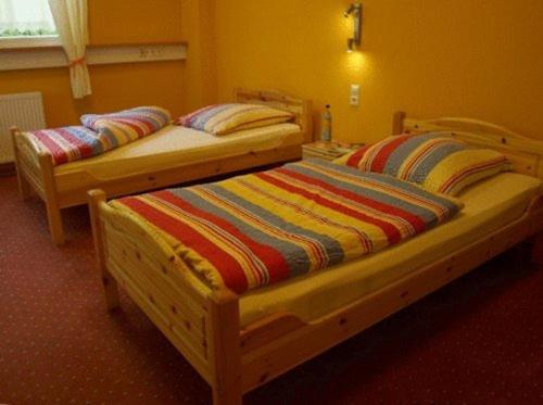 חדר סטנדרט, Econo Motel Goelzer