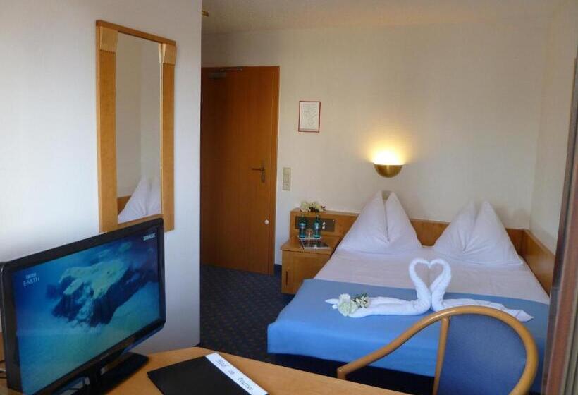 베이직 룸 더블 침대, Am Feuersee