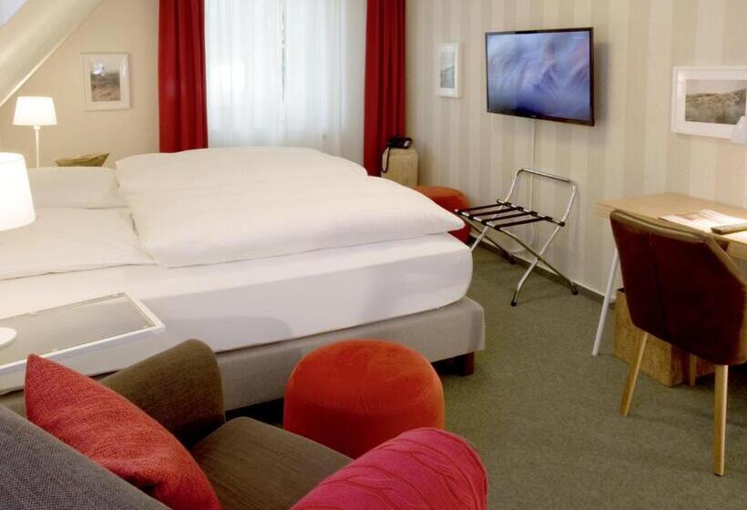 Номер Economy, Auszeit