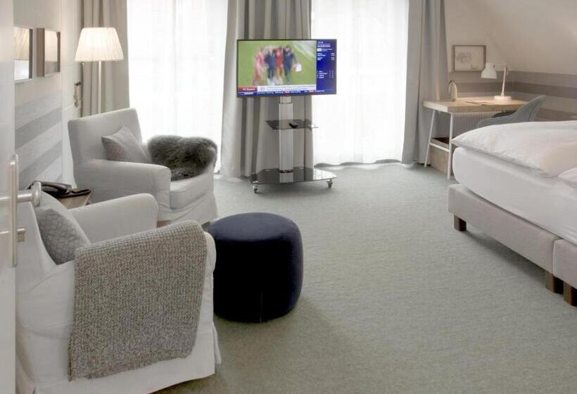 Номер Deluxe, Auszeit