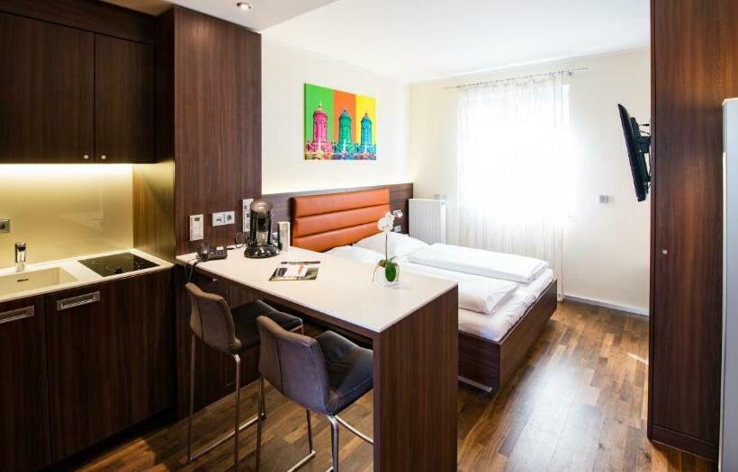 스탠다드 스튜디오, Boardinghouse Mannheim