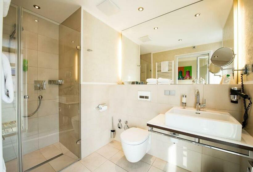 스탠다드 스튜디오, Boardinghouse Mannheim