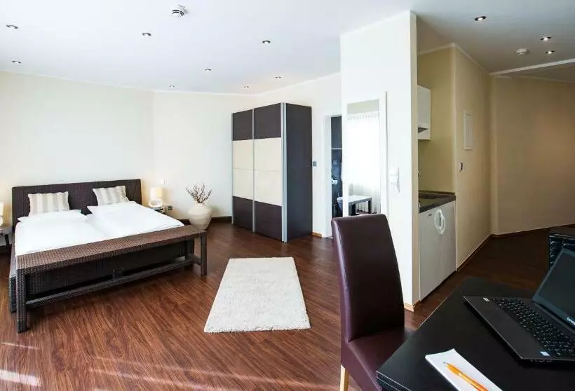 スタンダードスタジオ, Boardinghouse Mannheim