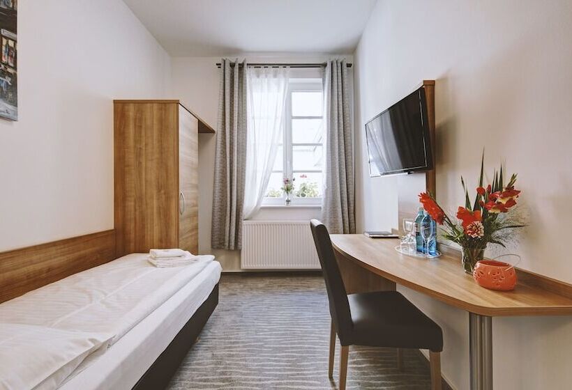 Номер Стандарт Индивидуальный, Boutique Hotel Kronenstuben