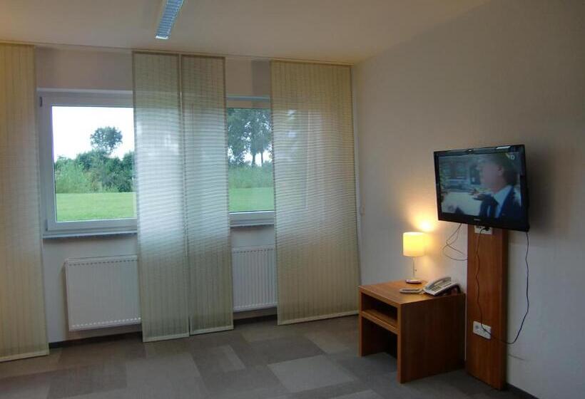 스탠다드 룸, Darstein