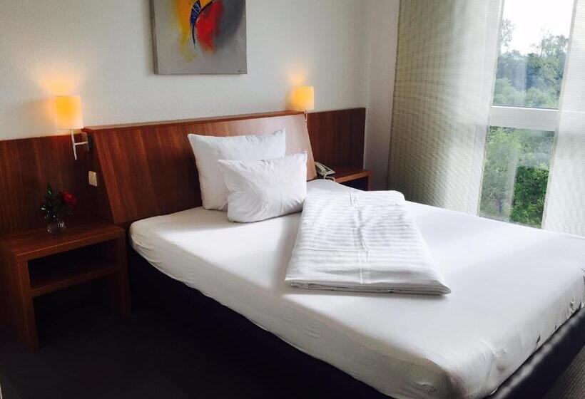 컴포트 싱글 룸, Darstein