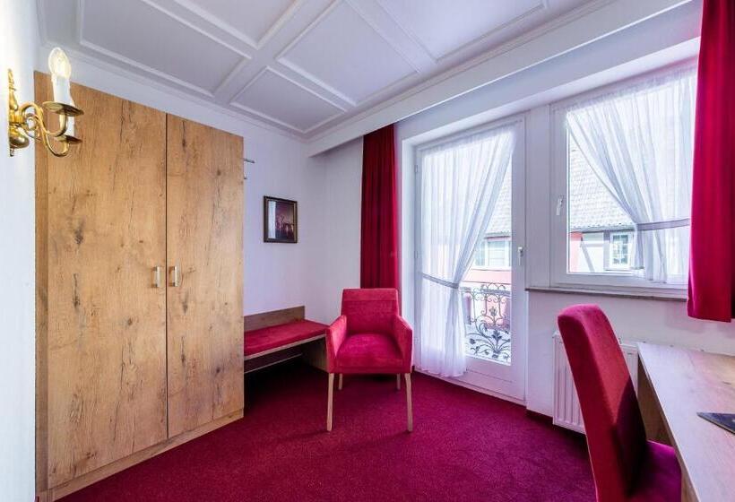 غرفة سوبيريور, Krone