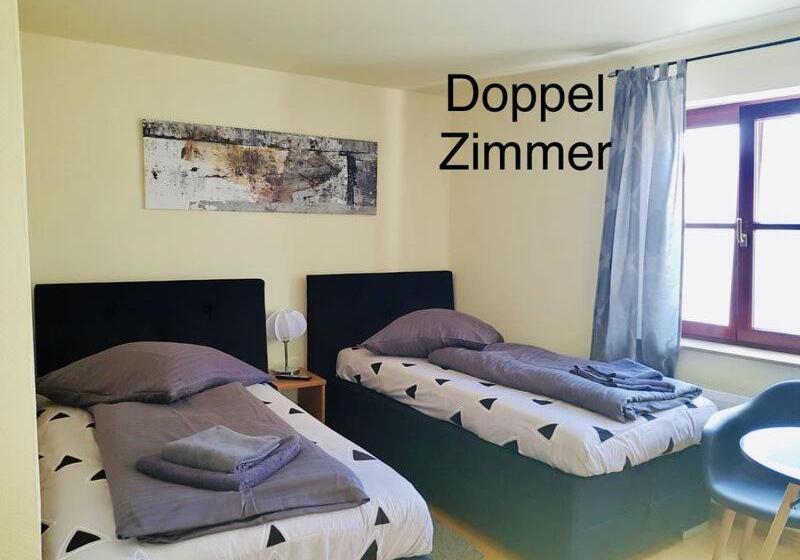 컴포트 룸, Mythos Apartments