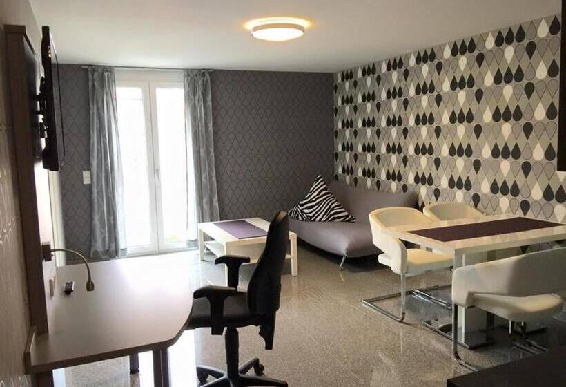 침실 1개 아파트, Mythos Apartments