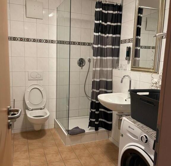 침실 1개 아파트, Mythos Apartments