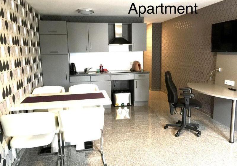 침실 1개 아파트, Mythos Apartments
