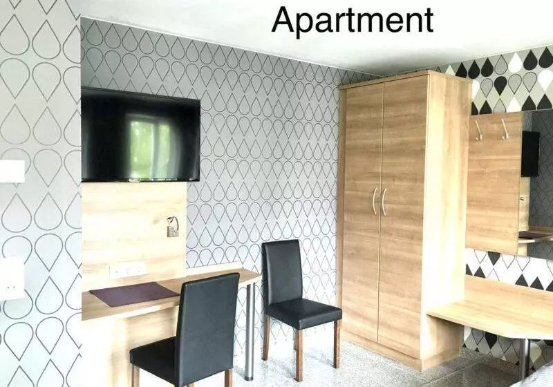 １ベッドルームアパートメント, Mythos Apartments