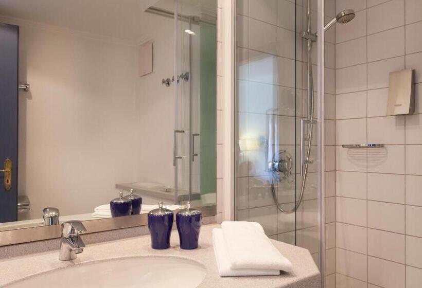 غرفة قياسية فردية, Pabst