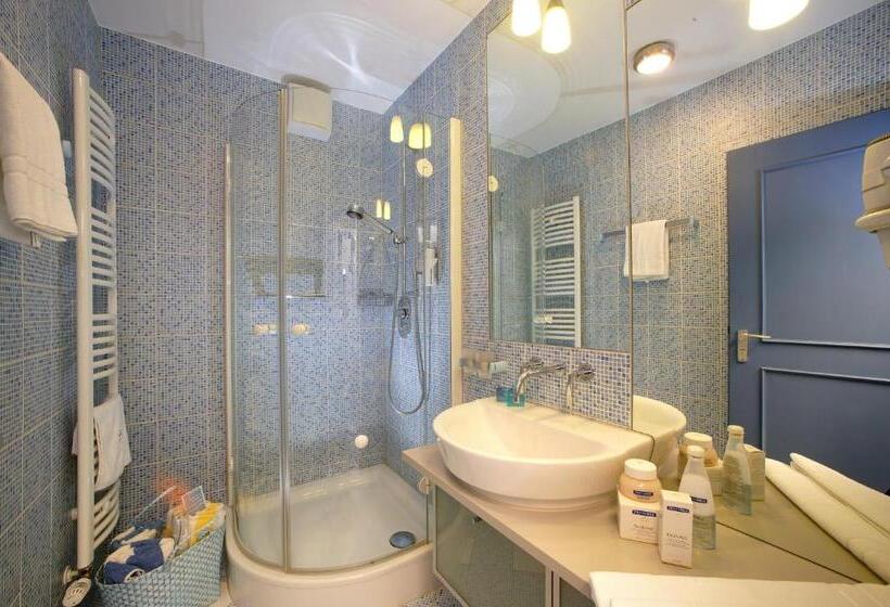 جناح جونيور, Pabst