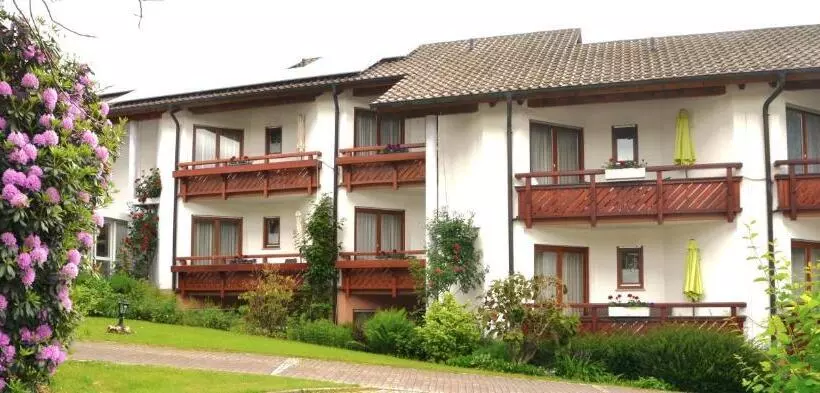コンフォートルーム, Pension Breig Garni