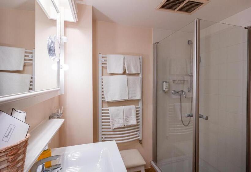 غرفة قياسية, Restaurant Burg Hornberg