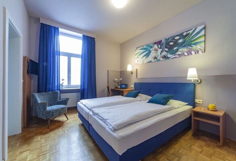 Номер Стандарт, Stadt