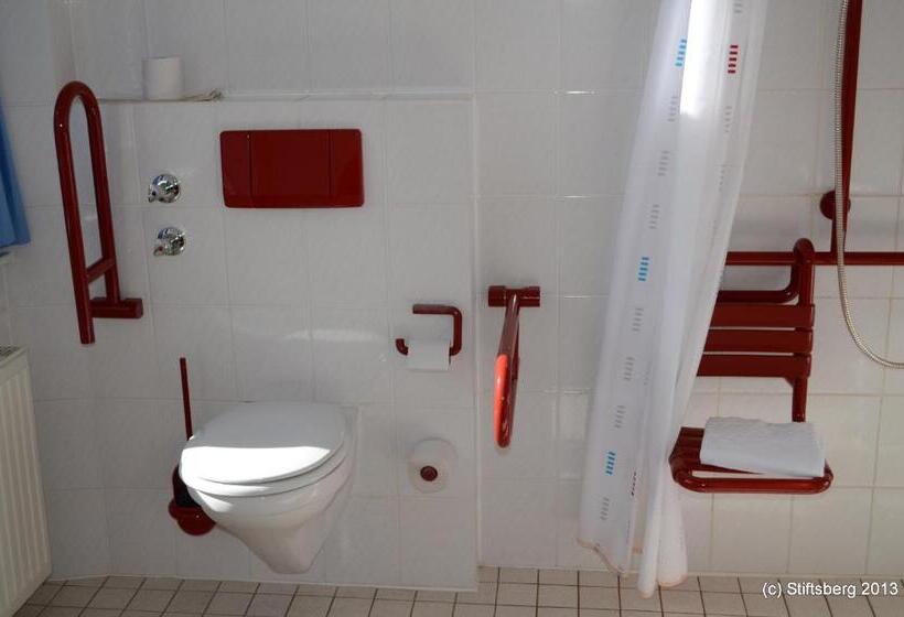 스탠다드 룸, Stiftsberg Bildungs Und Freizeitzentrum