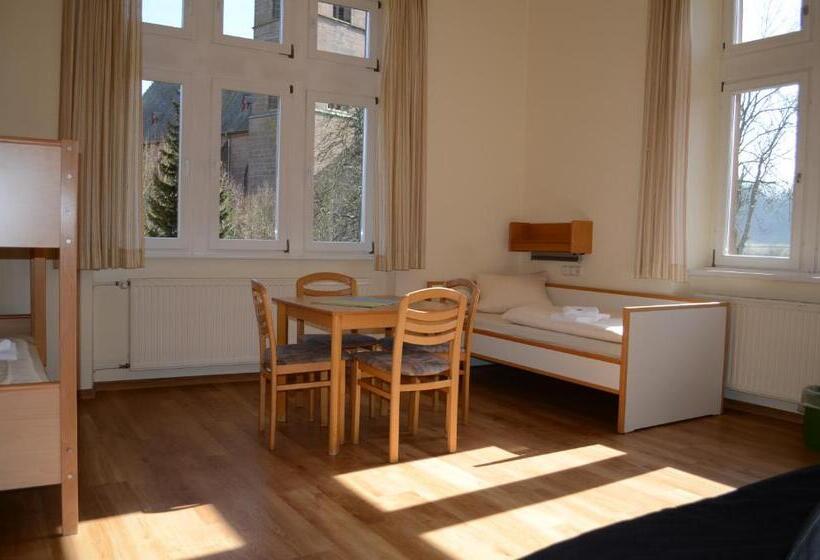 스탠다드 트리플 룸, Stiftsberg Bildungs Und Freizeitzentrum