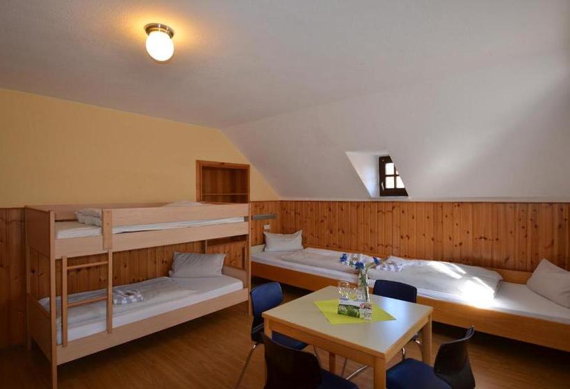 4인용 스탠다드 룸, Stiftsberg Bildungs Und Freizeitzentrum