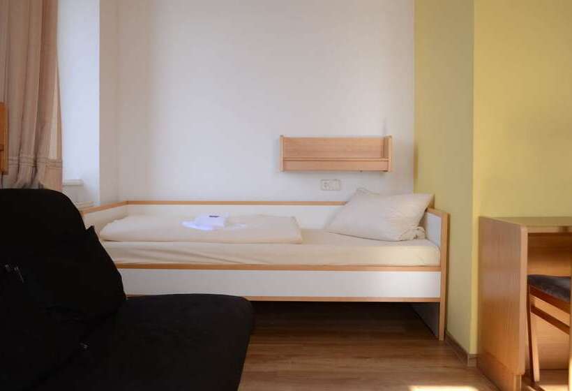 스탠다드 룸, Stiftsberg Bildungs Und Freizeitzentrum