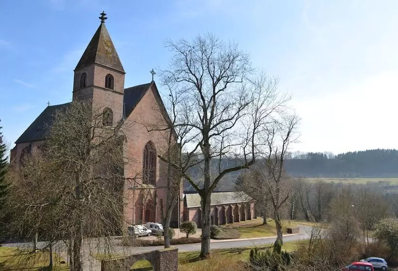 Standard Neljän Hengen Huone, Stiftsberg   Bildungs  Und Freizeitzentrum