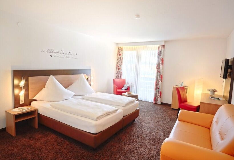 Номер Стандарт, Waldachtal