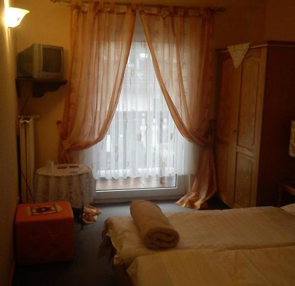 スタンダードルーム, Zur Küferschenke