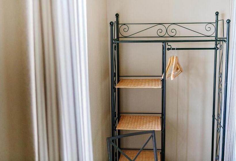 اتاق استاندارد, Landhotel Airport Inn