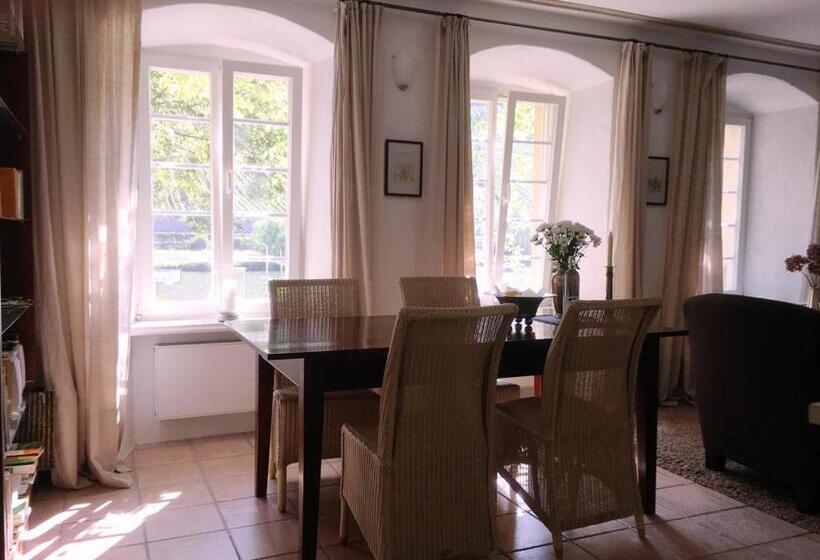 스위트, Moselquartier