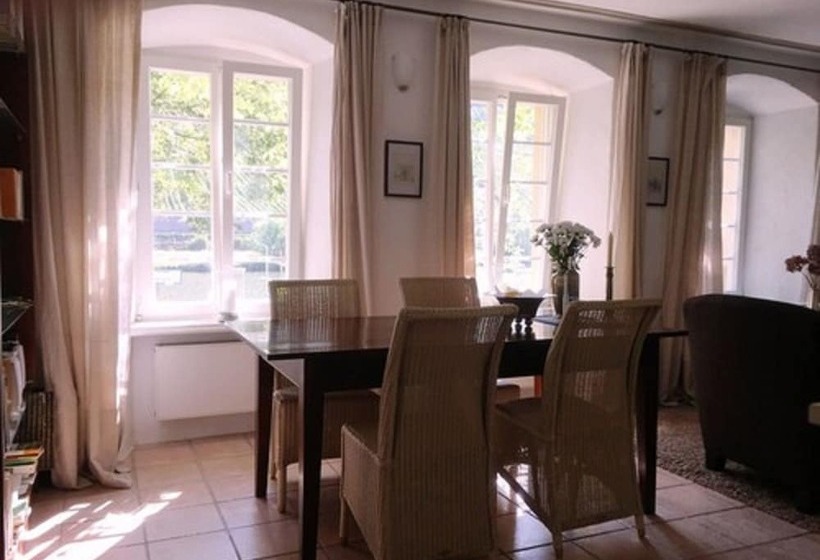 스위트, Moselquartier