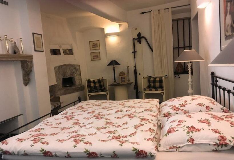 스위트, Moselquartier