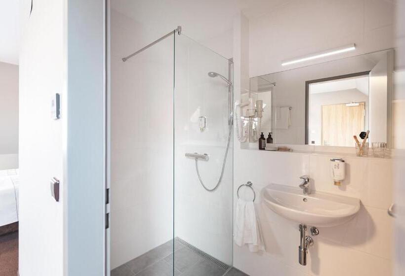 غرفة قياسية, Novum Hotel Bruy