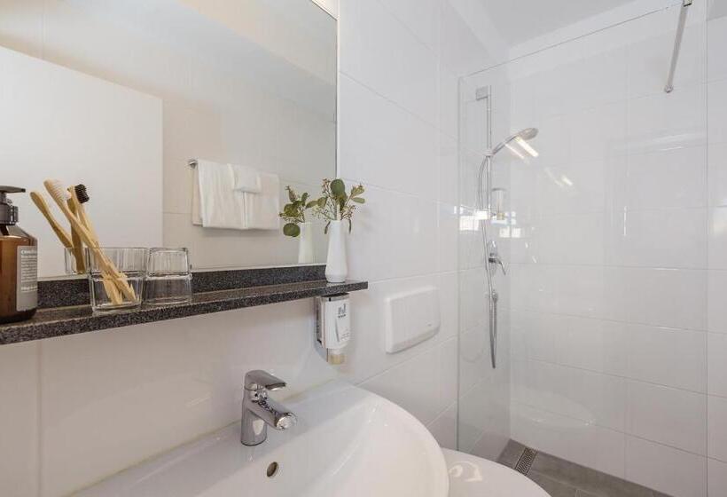 غرفة قياسية, Novum Hotel Bruy