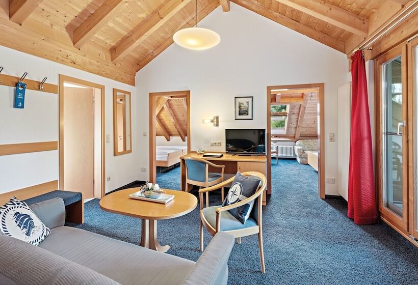 דירת משפחה, Gasthaus Schiff