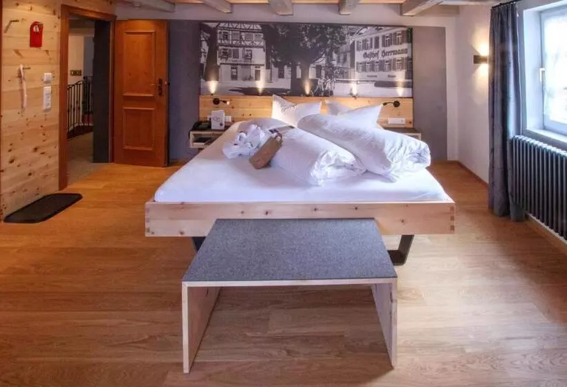 Quarto standart individual, Herrmann