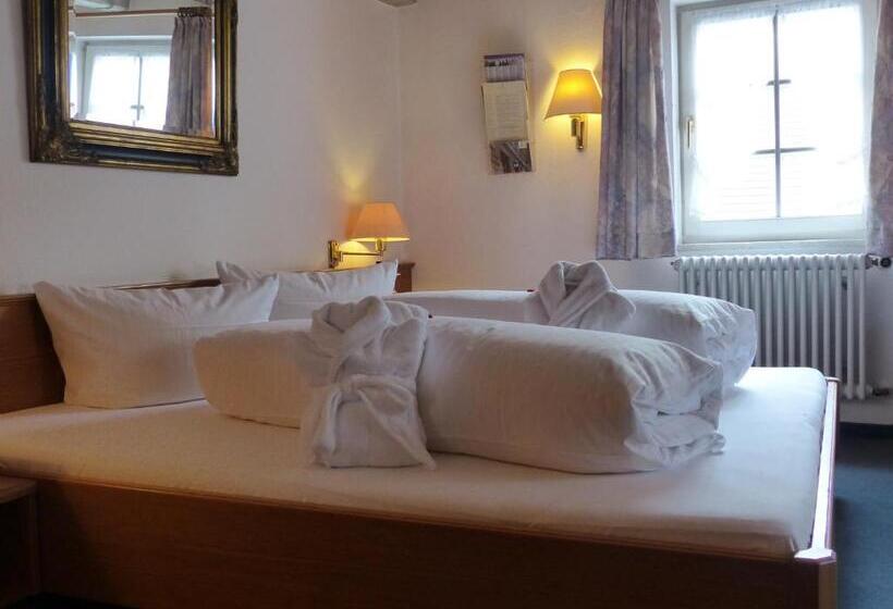 חדר סטנדרט, Herrmann