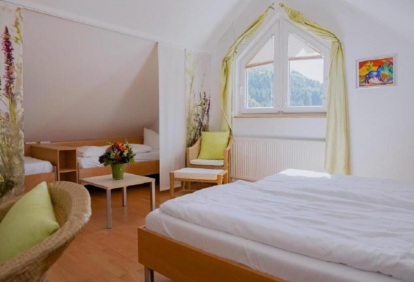 Семейный Номер, Züfle Hotel Restaurant Spa