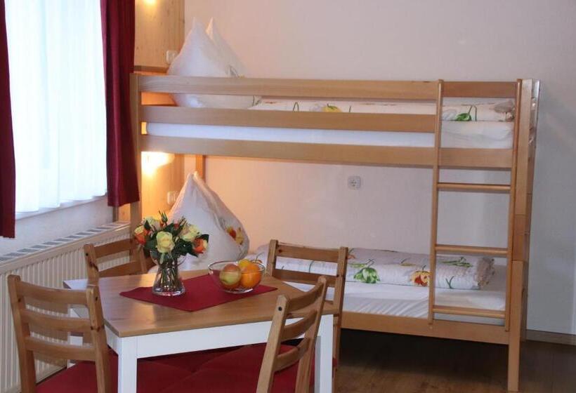 غرفة قياسية رباعية, Gästehaus Landhaus Tyrol