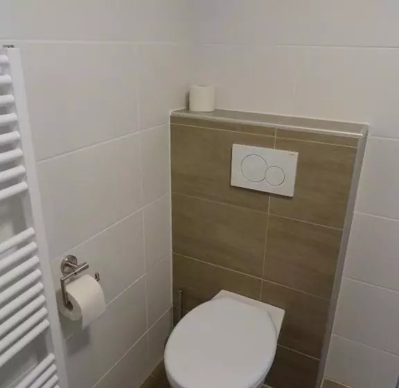 スタンダード5人部屋, Gästehaus Landhaus Tyrol